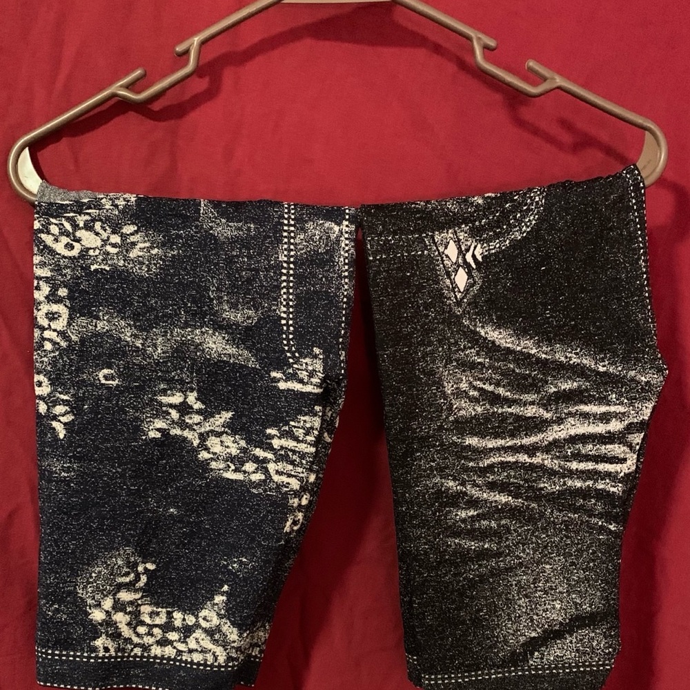 2 pair Shorts